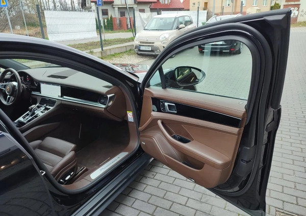 Porsche Panamera cena 396060 przebieg: 51000, rok produkcji 2019 z Piława Górna małe 596